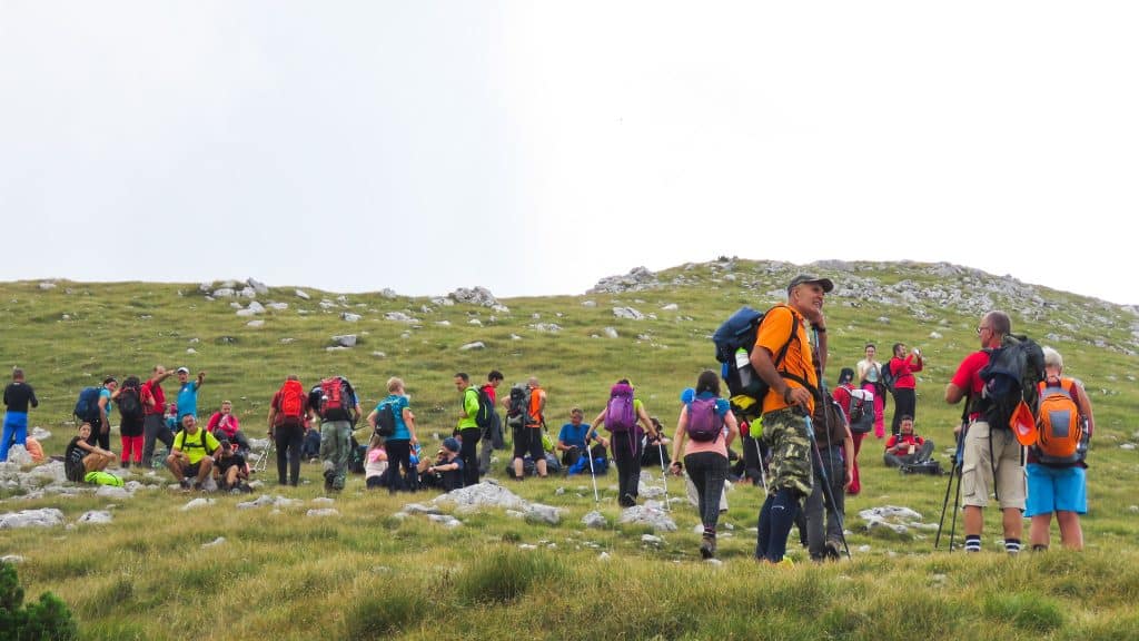 pd borašnica: na v memorijalnom pohodu „suad ribić“ na veliku kapu učestvovalo više od 100 planinara iz bih i hrvatske