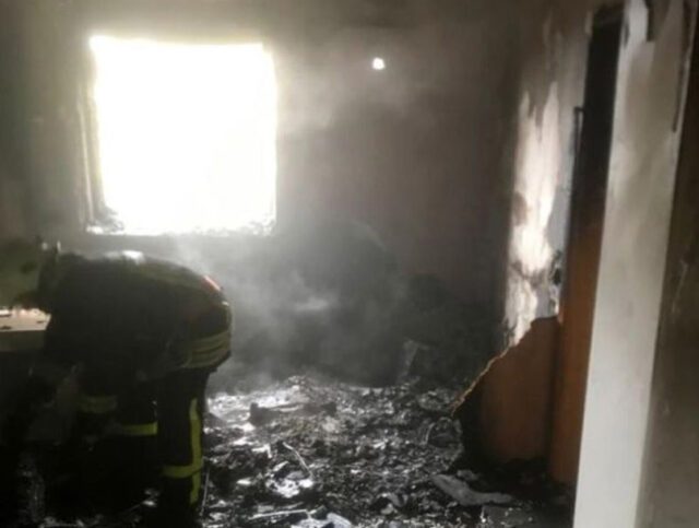 Tomislavgrad: Požar u obiteljskoj kući, prijetila opasnost od eksplozije | HIP.ba