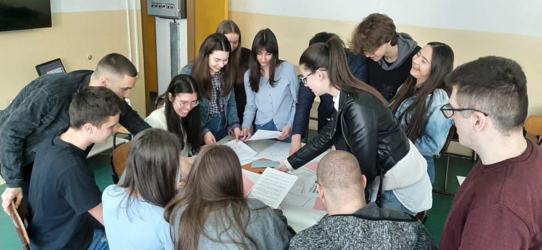 Projekt „Građanin“: učenici III razreda o problemu kladionica i kockanja u gradu Konjicu