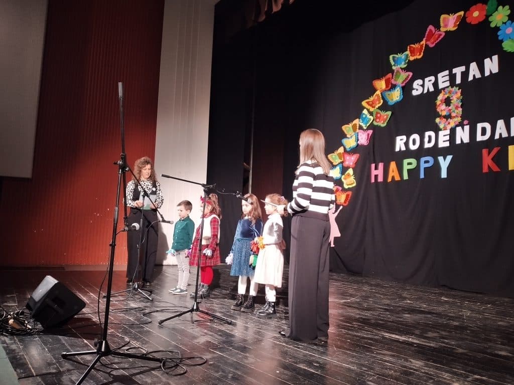 vrtić "happy kids": deveti rođendan obilježili porukom mira