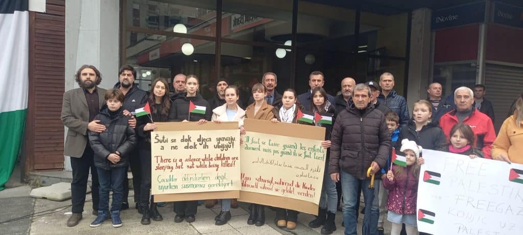 konjic: održano mirno okupljanje u znak podrške narodu palestine
