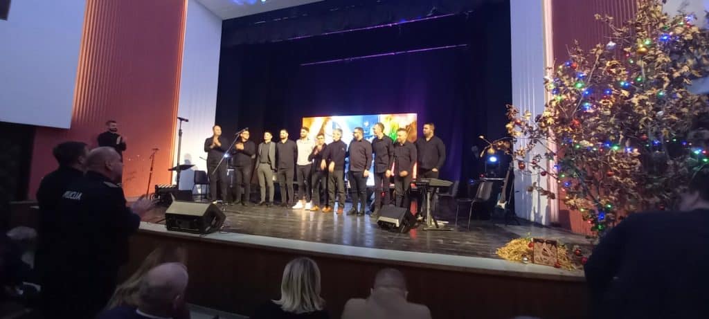 srpsko pravoslavna crkvena opština konjička organizovala tradicionalni božićni koncert i božićni prijem  
