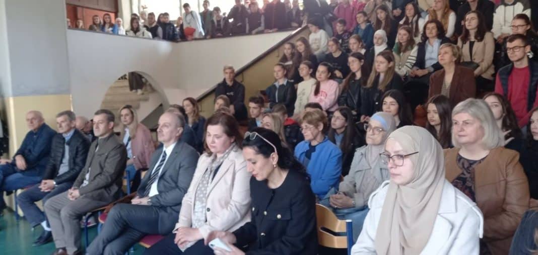 Konjic je danas domaćin kantonalnog takmičenja iz matematike za osnovce i srednjoškolce