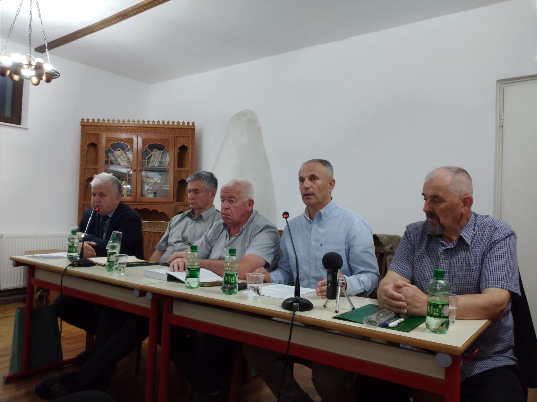 Promovisana knjiga “Ljubinski odred”, autora Aziza Nuhića