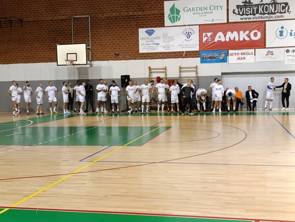 Odigrana “Humanitarna utakmica za Klis” 11 Klupa Konjicani i prijatelji