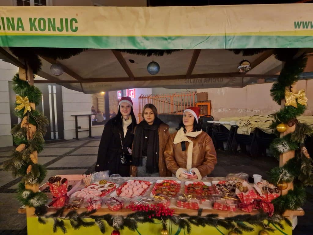 Nastupima konjičke mladosti večeras otvorena manifestacija "Zimski grad 2024" 3 IMG c3adc9381991aa885a8c8d5989804d02 V