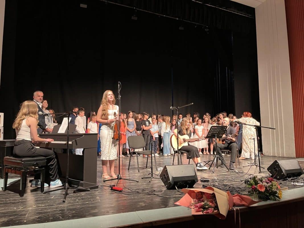 Maturalni koncert Osnovne muzičke škole s pravom javnosti “Rezonanca” u okviru Dana grada Konjica