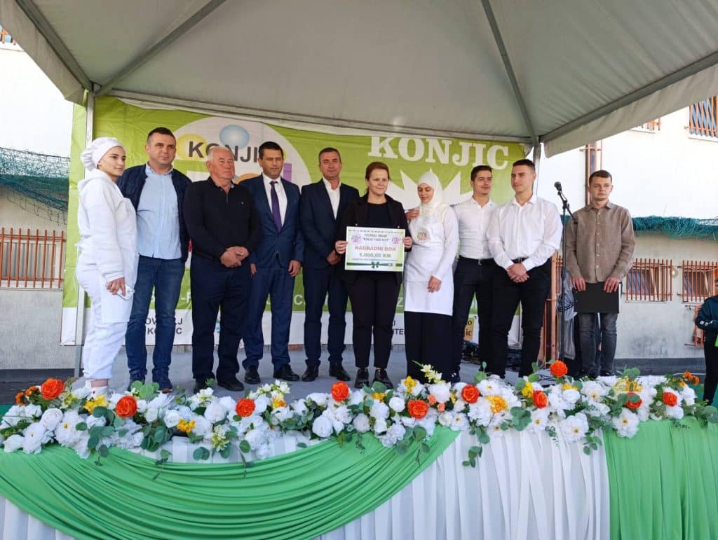 15. “Konjic Food Fest” otvorio predsjedavajući Skupštine HNK Džafer Alić 8 Ugostiteljska skola