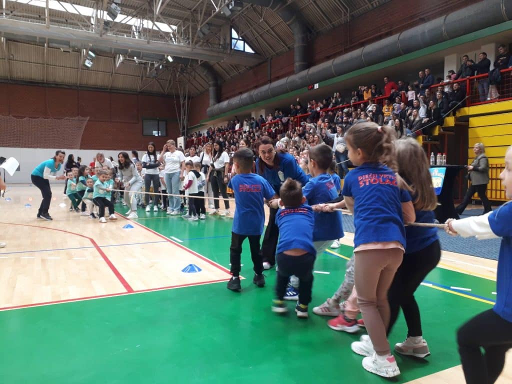 Konjic centar dječije radosti: Više od 150 mališana iz cijelog HNK-a poslalo poruku prijateljstva sa 20. Male olimpijade 2 djea igre 3
