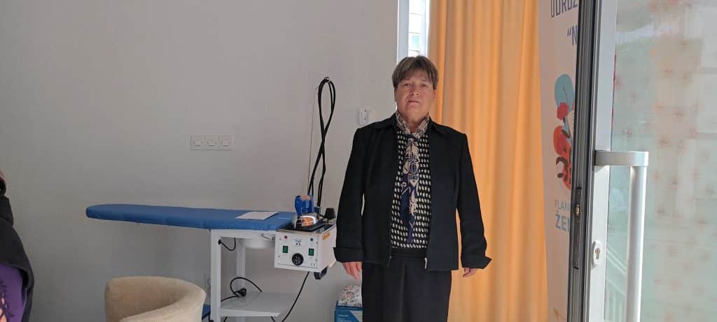UŽ Nera: Ekonomsko i psihološko osnaživanje žena kroz kurs šivenja u Konjicu 5 fata jug