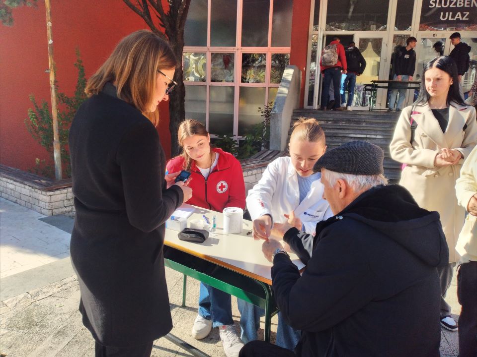 Održana akcija mjerenja šećera u krvi i krvnog pritiska