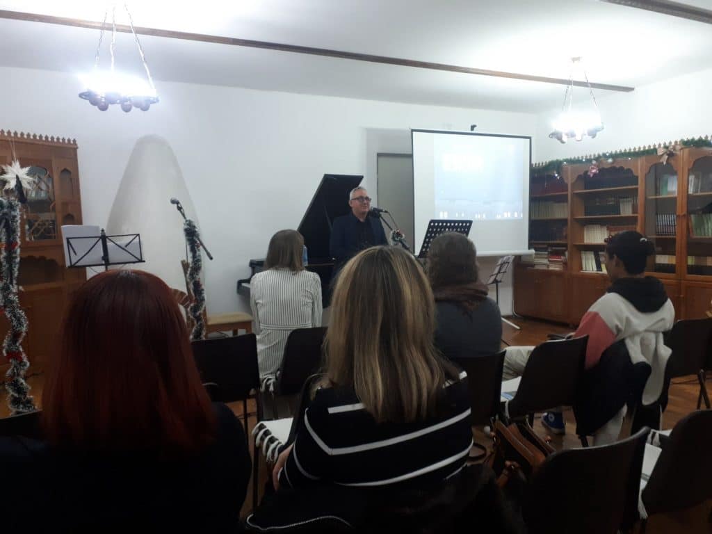 fisnik 2 i malo ljudi